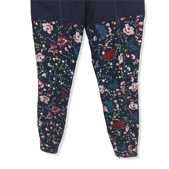 Cinq a Sept  Eva-Marie Embroided Jean Size 2 Retail  $395 - Picture 5 of 11